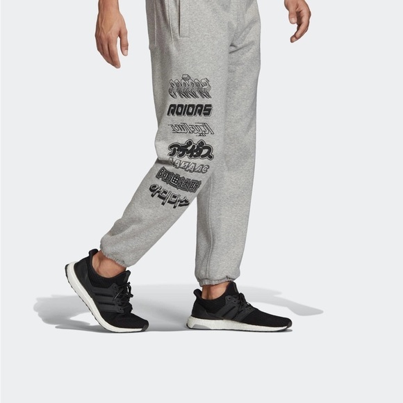 Adidas Athletics Pack Sport Printed Sweatpants Mens Medium Gray Joggers - Picture 1 of 16